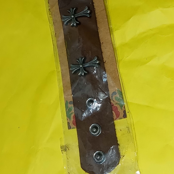 Leather Bracelet - Picture 2 of 3